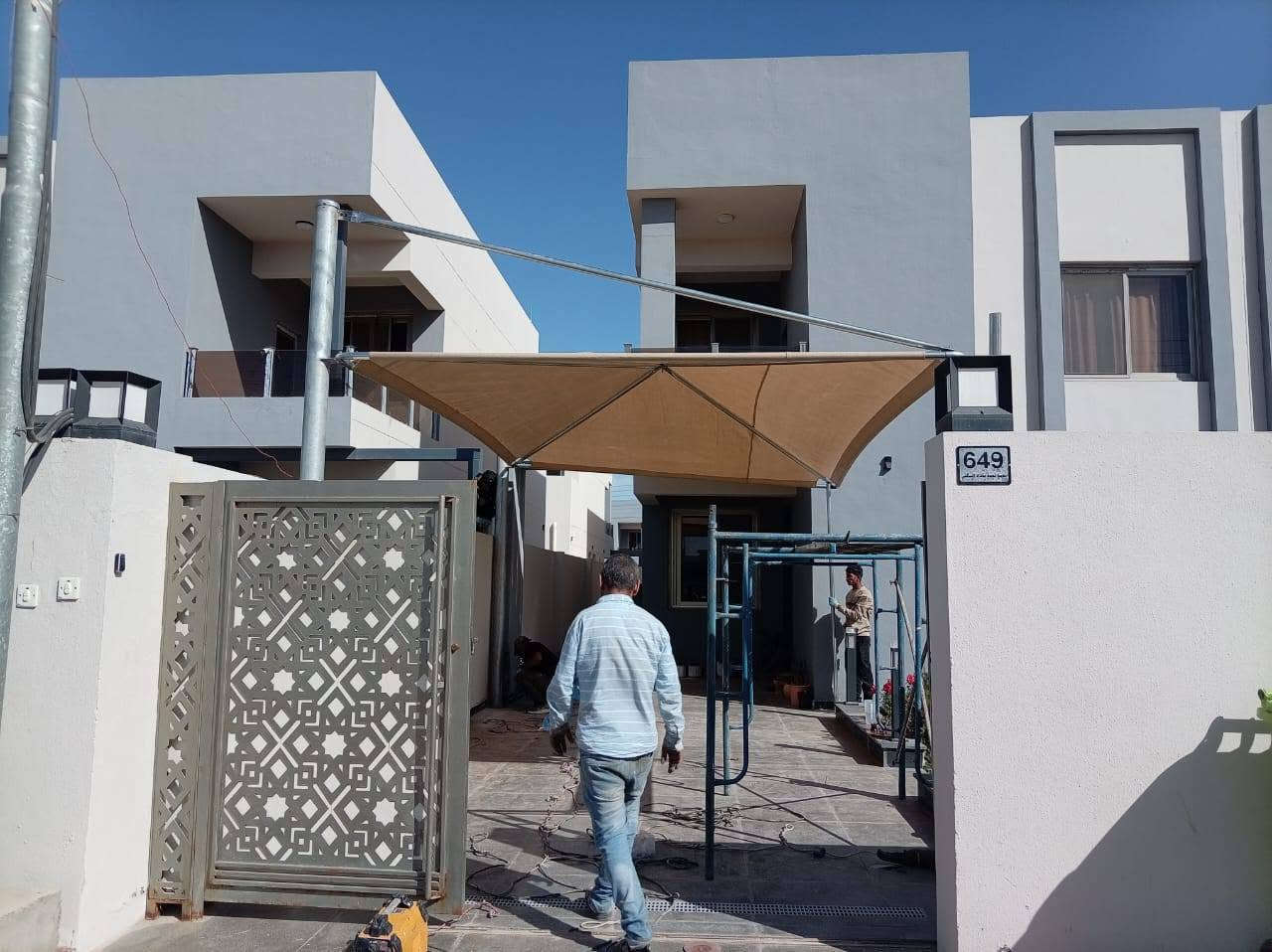تم بعون الله عمل سقيفة هرميه في مجمع نجمه بغداد ونشكر كادر مكتب العسل للسقائف كي سبان سعر المتر 40الف***********
