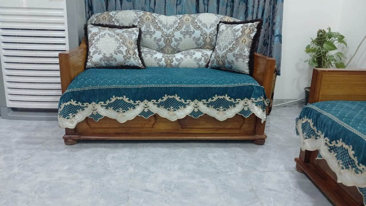 تخم قنفات صاج ١٠ مقاعد السعر 650 الف 
***********واتس اب واتصال
