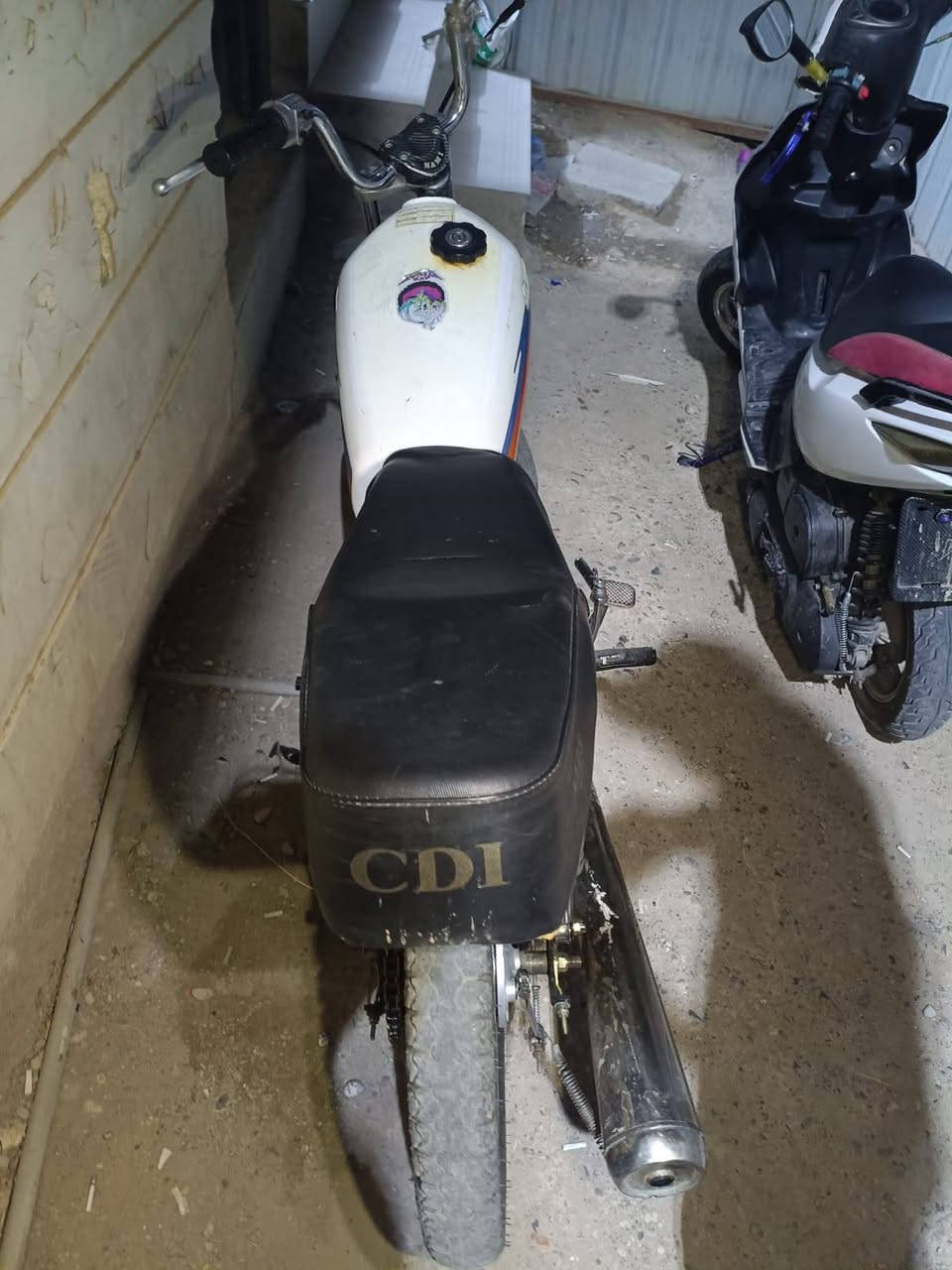 دراجه نامه برو موديل 19دراجه زينه موفد مره نضيفه محرك مابي صوت بس فيلس 275وبي مجال ***********
