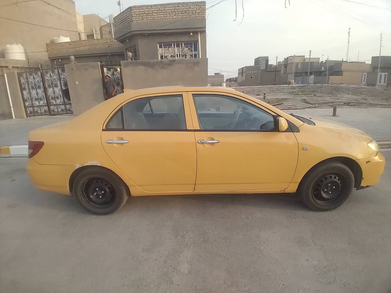 بي وايدي ٢٠١٣ اف ثري 
كفالة عامة ومصفرة هيئة وغرامات 
السعر ٥٠ وبيه مجال 
الرقم / ***********
