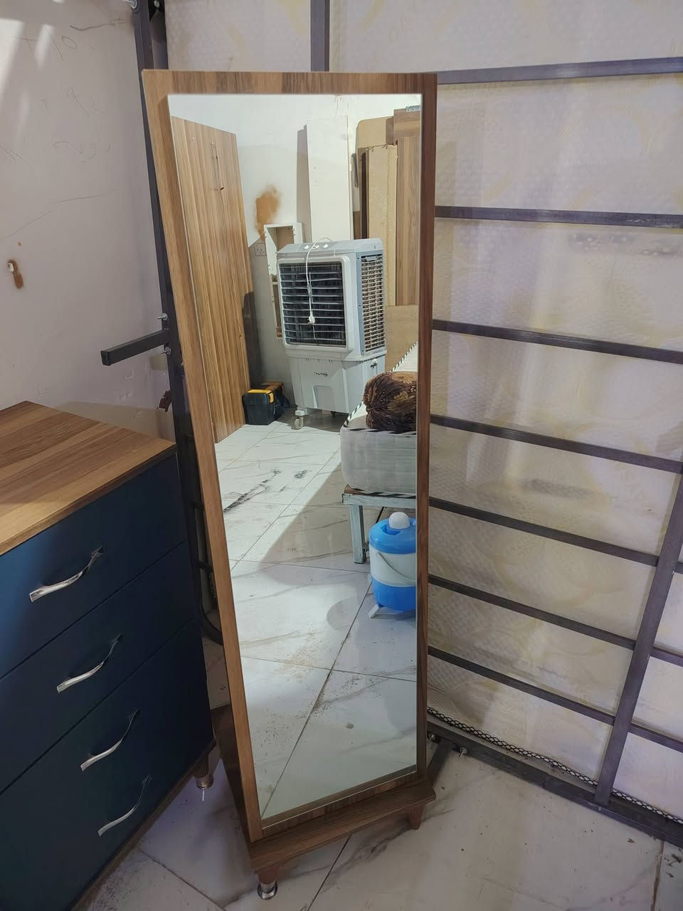 غرفة نوم • ٩ قطع • ٦ أبواب