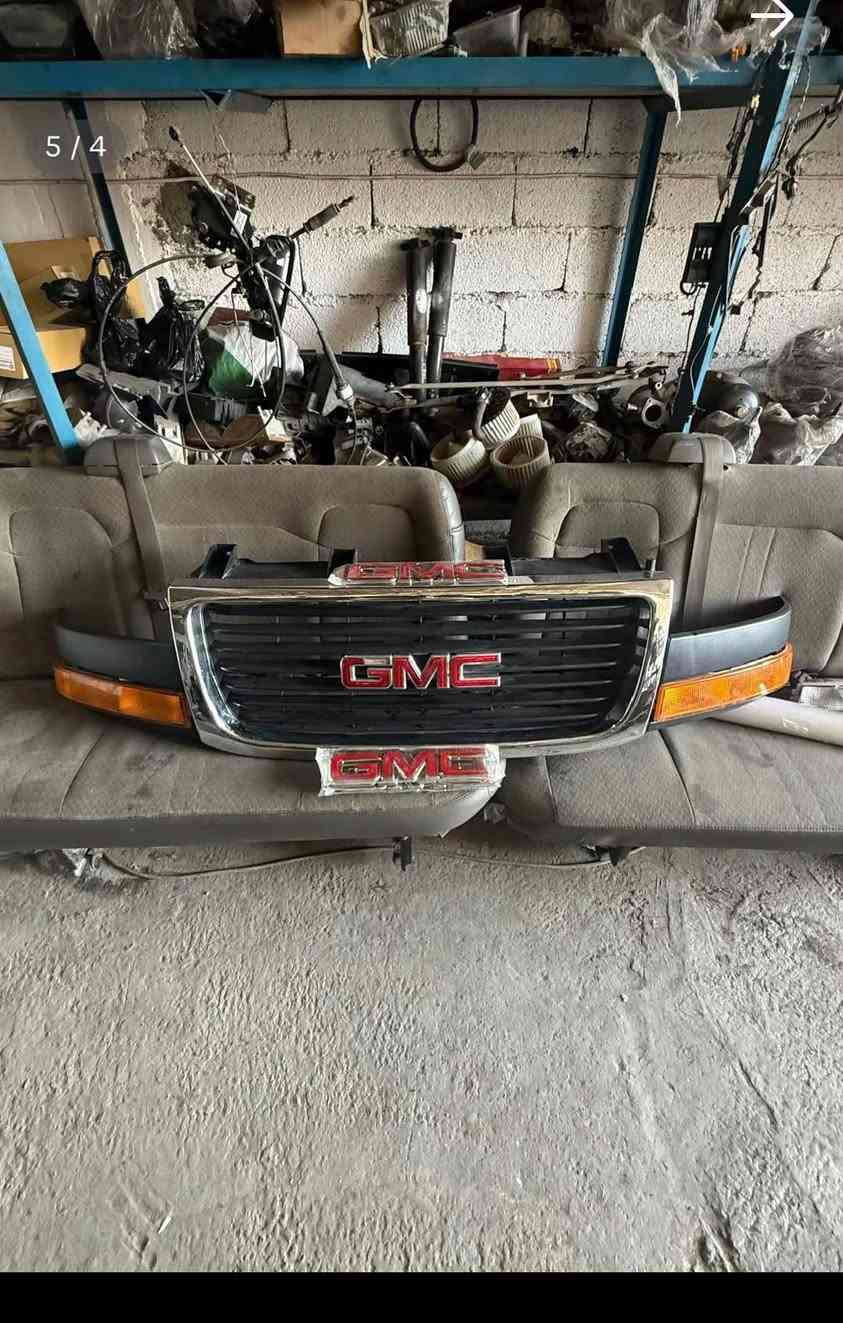توفر شباك GM وعلامات GMC وسكانات ابيض و برتقالي باداره سلام كاطع ***********/***********
