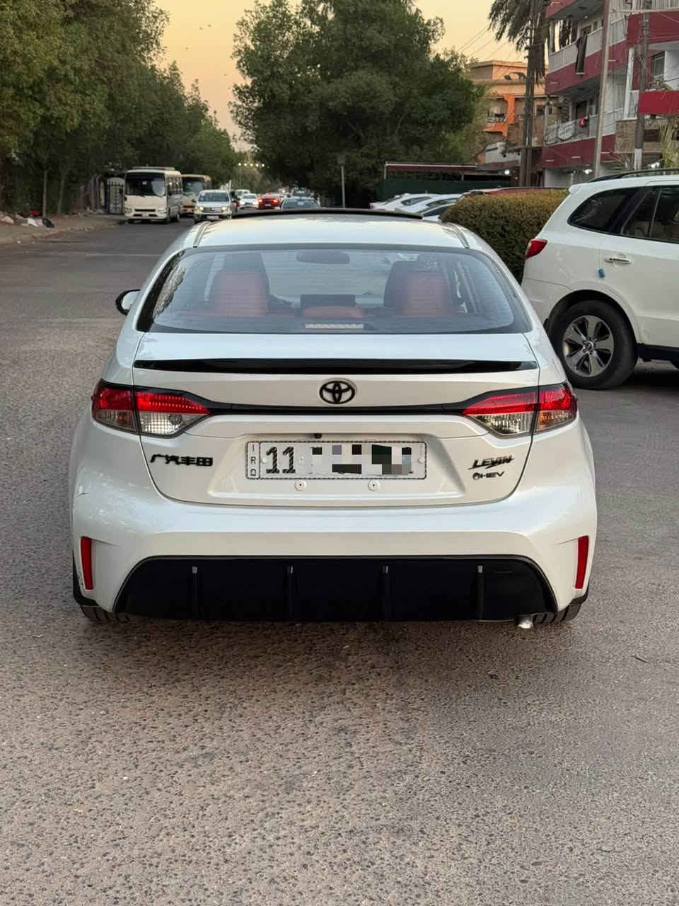 كورلا 2025 بلاك ادشن S
مكفوله كفاله عامه
فول مواصفات 1/1 
بصمة تشغيل وابواب 
سلايت 
شاشه كبيره 
كامره دواره
داخل لونين
لد امامي ولد خلفي
تبريد قطعتين 
اشاير بالمري
سايد بريك بصمه 
4 انظمة قياده 
كشنات جلد 
كشنات كهرباء 
السياره جديده
السياره رقم بغداد وباسمي 
السعر 158
للاستفسار ***********
