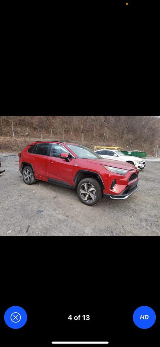 للبيع تويوتا RAV4 PRIME SE موديل 2022 🇺🇸
السيارة وارد أمريكي، لون أحمر، هايبرد + شحن منزلي )بلك ان ) ماشية بحدود 115 ألف كم.

المواصفات:

فتحة سقف

دفع رباعي AWD

كاميرا خلفية

رادار وحساسات وأنظمة أمان

مثبت سرعة

تشغيل بصمة

بصمة أبواب

كراسي كهرباء

تدفئة كراسي

شاشة + بلوتوث + USB

إضاءة LED

تحكمات ستيرن

صندوق كهربائي
رقم السيارة بغداد
السيارة جاهزة من دون اي نقص مع شاحنة اصلية سمارت ١٦ امبير

الحادث:

حادثها بأمريكا بسيط وموجودة صور الحادث، الضرر حدادية التاير الخلفي و يوجد صبغ في جاملغ الخلفي نفس جهة الحادث.

للمعلومات الاتصال بالرقم ***********

نص مكتوب في الصور:
- 4 of 13
