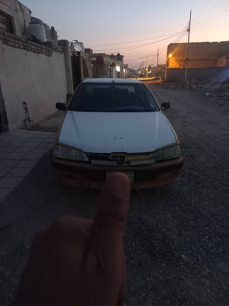 سياره بيجو للبيع ابيع كوم حديد رقم صدامي وصوليات واقف بيهن هاذ رقمي بي واتساب ***********
