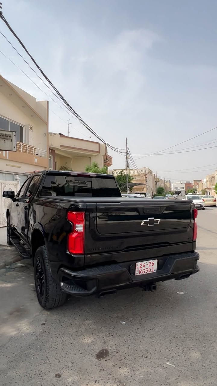 سلفرادو ترال بؤس • ٨ سلندر • بدون ايرباك