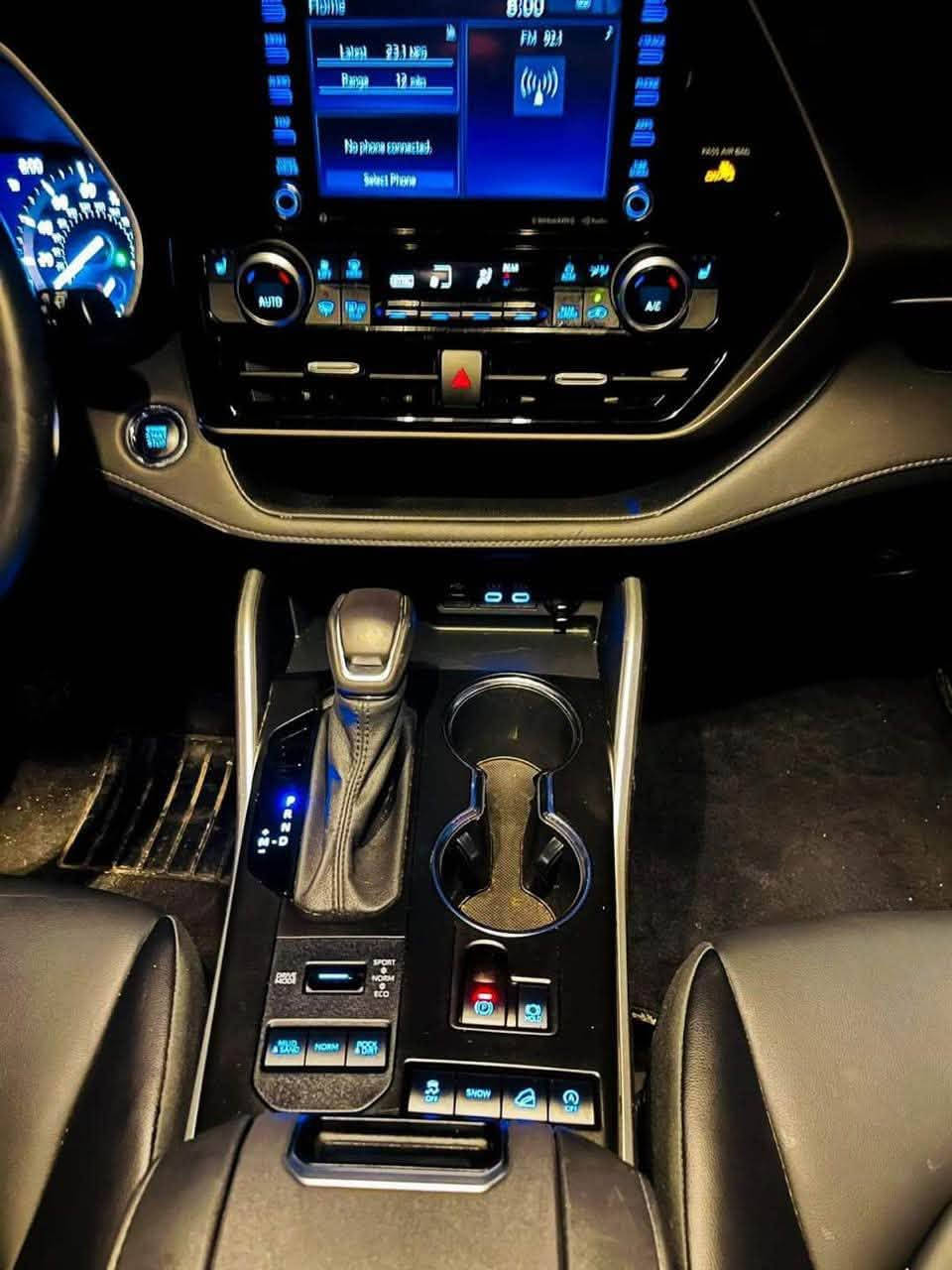 هايلندر XLE • ٢٠٢٢ • رقم اربيل