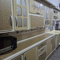 كاونتر مترين ونص • سنك ١٣٠سم • طباخ شبه جديد