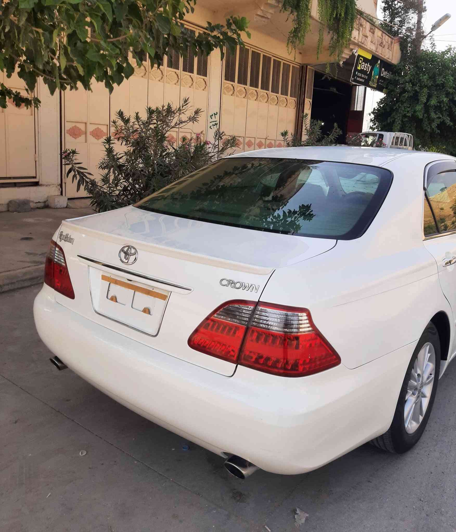 به ناوى خواى گه وره
ئه م به ر خه جوانه بؤ فرؤشتن
شاهينه ى رؤيال براوه مؤديل 2006
تازه داخلى لينه خوراو كامل جايزكراو
بيجالو شختو قوپاوى وه ك ساق وايه 
گير گه وره ى مه كينه بجوك
ناو زه رد شاشه و كاميرا
سوكان ليگزز به سمه را ساسى
سه خفى وه ك شو شه وايه 
ته بريت له جيا ئيش ده كات 
گيرو مه كينه ى به شه ر تى 10 فيته ر
سه ياره كه سفر سفره ته نها 60 هه زار رؤيشتوه
روبه رو زؤر له رسمه كان جوان تره
250 مه سروفى نيه به س سايه قى ده ويت 
نرخ 53 $گه لاو مه جاليكى زؤر كه م 
شوين سه يد سادق
تكايه مشته ري نيت سه رى منو خؤيشت مه ئيشينه 
هه ر زان تر هه يه برؤ بيكره 
 *********** فايبه ر  وا تساب
