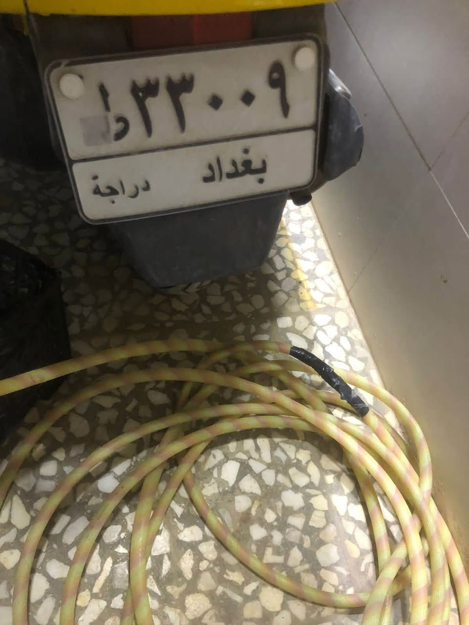 السلام عليكم دراجة للبيع مرقم بسمي مكان تاجيات قرب دائرة المرور تايرات جديد مكينه تجفيت جديد 
رقمي ***********
