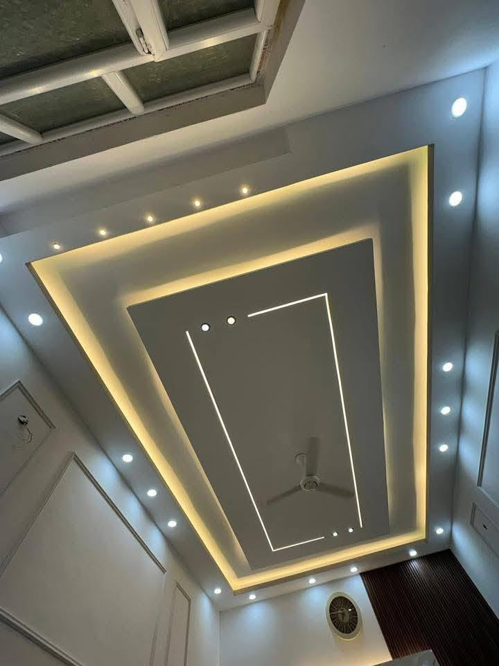 🔥 مو كل ديكور يلفت النظر… بس الديكور الصح
🏠 خلي بيتك يختلف عن غيره مع ديكورات جبس بورد عصرية وفخمة ✨

💡 إضاءة مخفية
🎨 تصاميم حسب ذوقك
📐 استغلال مثالي للمساحات
🛠️ تنفيذ مرتب ودقيق

إذا تريد تغيّر شكل بيتك وتخليه أرقى… إحنا جاهزين ننفذ فكرتك 👌

*********** وات ساب متوفر
