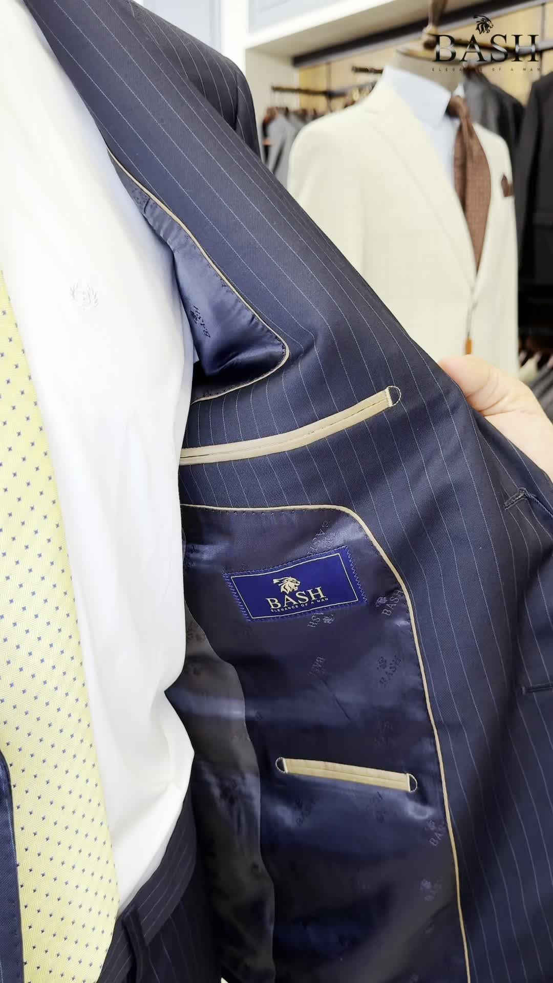 

نص مكتوب في الصور:
- BASH ELEGANCE OF A MAN