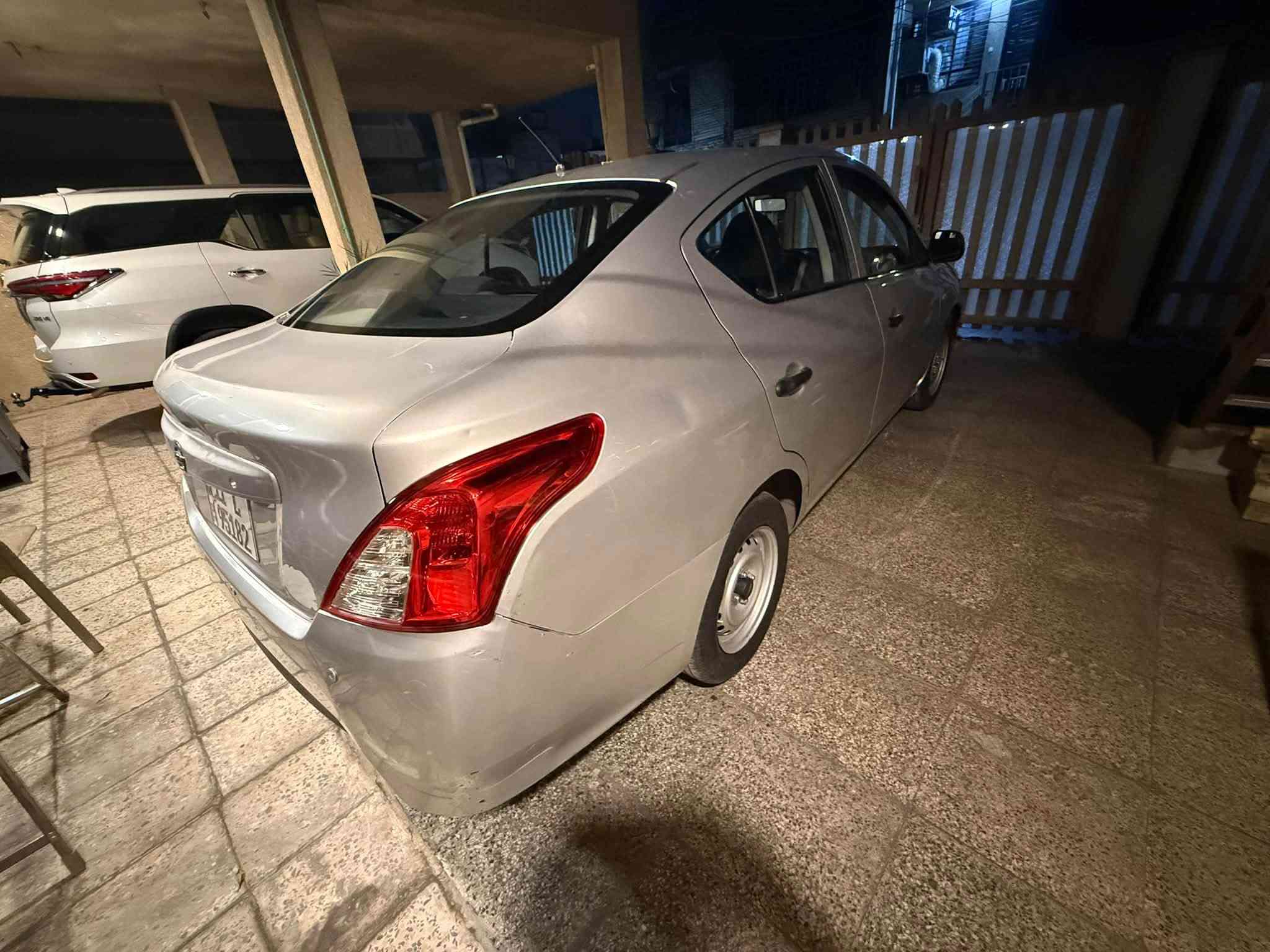 نيسان سني ٢٠٢٠ بدون مواصفات للبيع بسعر ٨٥ ورقة
تلفون *********** 
العنوان بغداد حي الاعلام
