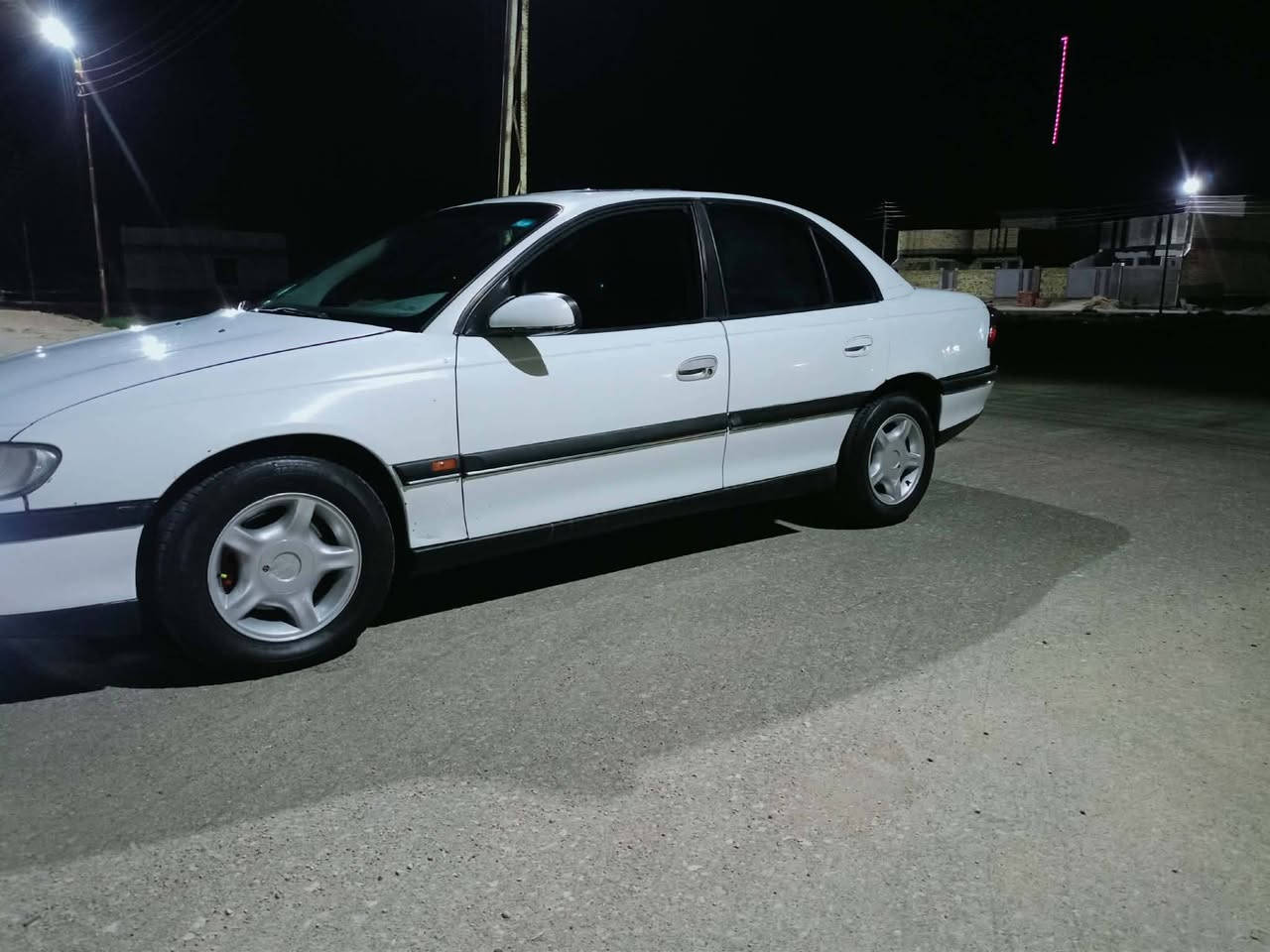 للبيع اوبل بزون 1995 اوتماتيك ((سنوية جديدةبأسمي))
مكفولة من الضربة
محرك 2.0  المفتوح قبغ اسود

تخم تاير+ ويل كب جديد

بجم كامل زنون لايتات عدسةاصلي

مروحة كهربائية  بي ام F10+ راديتر جديدحماوة  ثابتة85c

مروحة تبريد عدد2+ غاز جديد تبريد ثلج 

اربعة جام اوتو + كشن السائق كهربائي

كهربائيات كلها شغالة

(حدادية نص عمر) 

السعر 44 وبيها مجال مكانها الديوانية 

رقم الهاتف ‏‪***********‬‏
