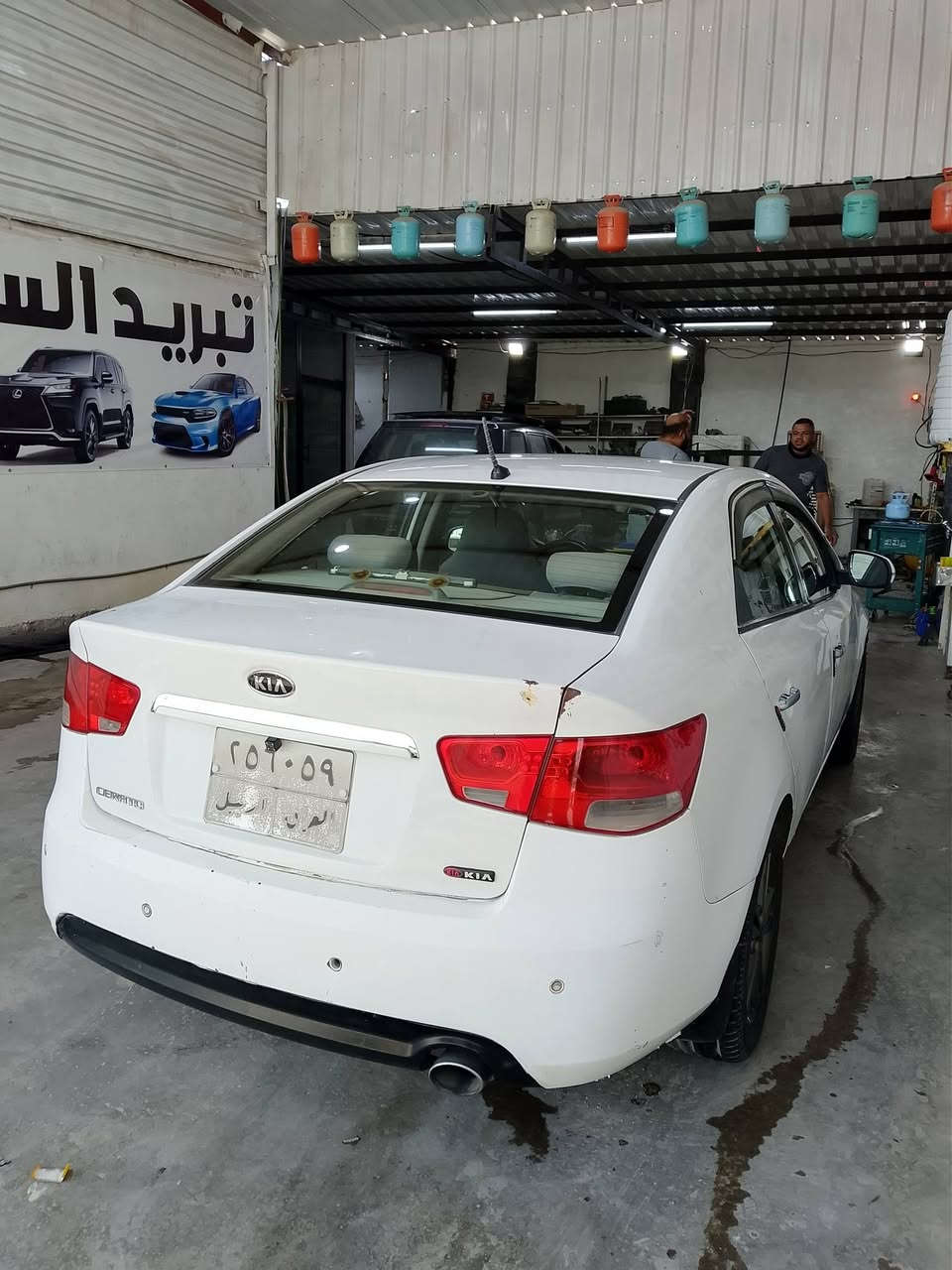 السلام عليكم للبيع سيراتو2012
السياره فول محرك1600 وارد خليجي
بصمة تشغيل بصمة ابواب 
فتحة ومري شفط 5ويل كب وباقي المواصفات الاعتيادية بيها 3قطع صبغ ابيع حزام حداديتها والتبريد بحالة جيده
رقمها اربيل بأسم كردي تريد تحويل تريد وكالة (سنويتها نافذة) مكانها النجف كوفة 17 تموز السعر90وبي مجال تفاصيل اكثر
***********
