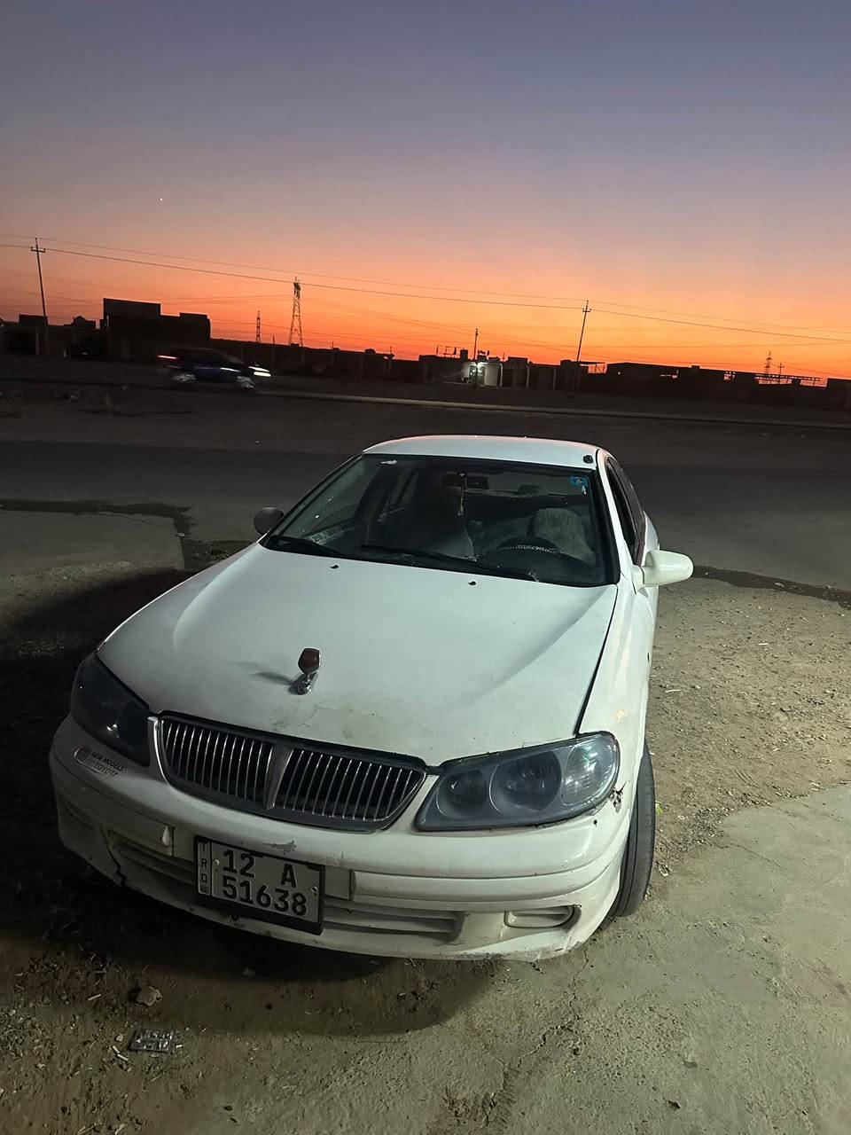 السلام عليكم سني للبيع موديل 2001 بلادي ما محور
محرك اسود 
كير شرط 
تبريد ثلج 
السياره محزمه 
الجاملغ الخلفي 
والجاملغ الامامي 
رقم نينوى دولي 
تحويل ثاني يوم 
سنويه الى 2028 
السعر 50 وبيها مجال 
مكان السياره بيجي 
هــ ***********
