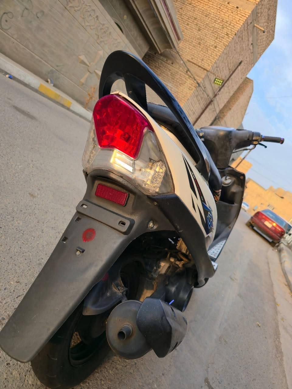 ماكس عدلة • ١٠٠ • مستعمل