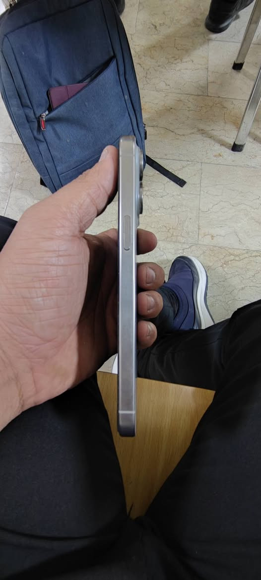 آيفون ١٥ برو ماكس • ٢٥٦ • بطارية ١٠٠٪
