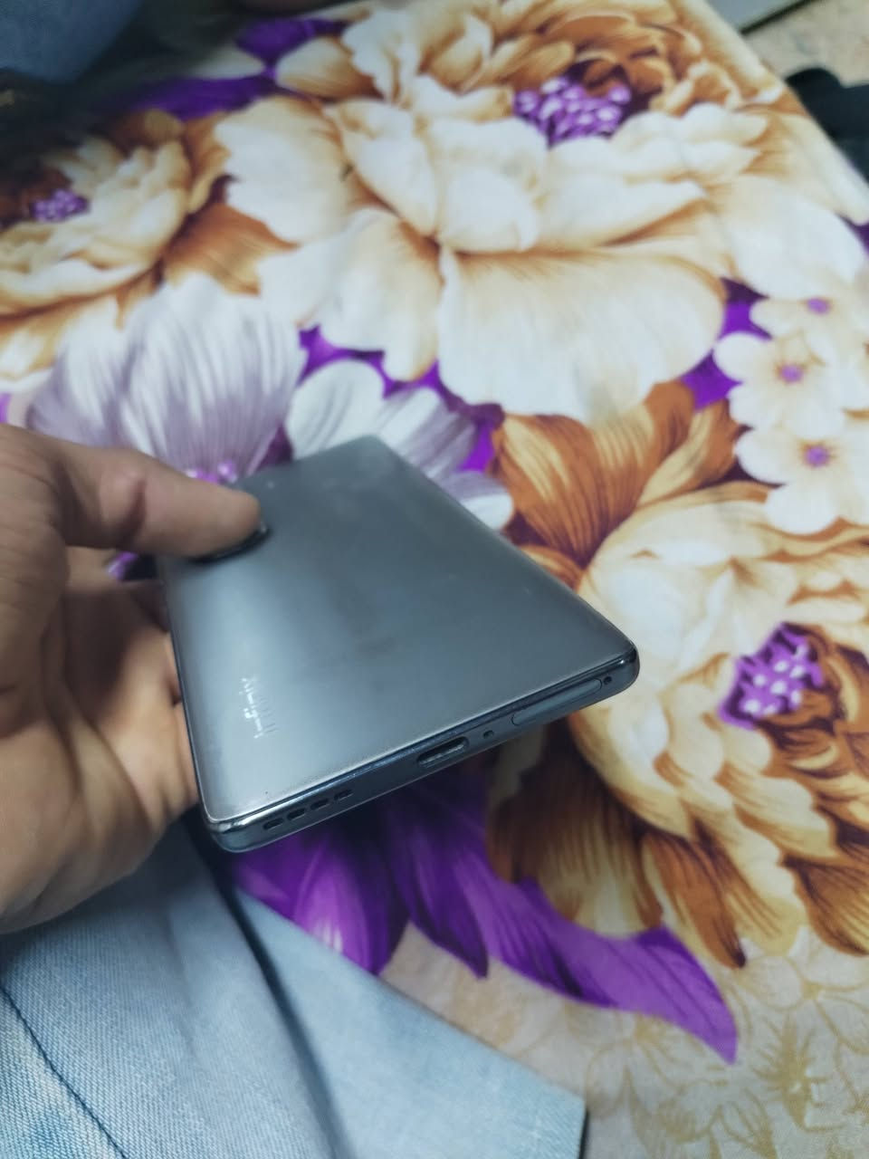 سلام عليكم انفنكس هوت 50 برو بلاس ذاكره 256 جهاز فقط لبلاس مالته مفطور ما مأثر علمس مكاني بغداد حي اور لسعر 130 متواجد خاص او واتساب ***********

نص مكتوب في الصور:
- XOS 15.1.2 التحقق من التحديثات إصدار Android هاتي → اسم الجهاز Infinix HOT 50 Pro+ التخزين ٢٣,٥٢ غ.ب / ٢٥٦ غ.ب الطراز Infinix X6880 وحدة المعالجة المركزية Helio G100 RAM 8.00 GB+5.00 GB الكاميرا الخلفية 50M+2M الكاميرا الأمامية 13M البطارية 5000mAh الشاشة 1080x2436