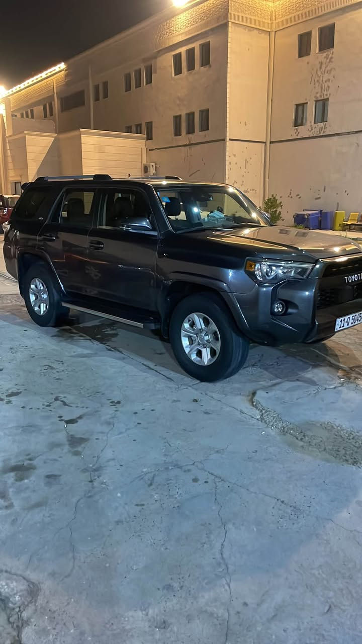 السلام عليكم للبيع Toyota4runner
Sr5 premium xe
2023
رقم بغداد ماشية 37 الف ميل 
فول مواصفات فور ويل 
5 راكب 
السعر 26 الف دولار 
وبيها مجال للشراي 
***********
مكاني بغداد الكاظمية

نص مكتوب في الصور:
- PLC Auction JTENU5J5R5P6208480 Toyota 4 Runner 2023 الولايات المتحدة - ... قد تكون الصور محمية بموجب حقوق النشر. مزيد من المعلومات مشاركة PLC Auction PLC Auction JTENU5JR5P6Q عع