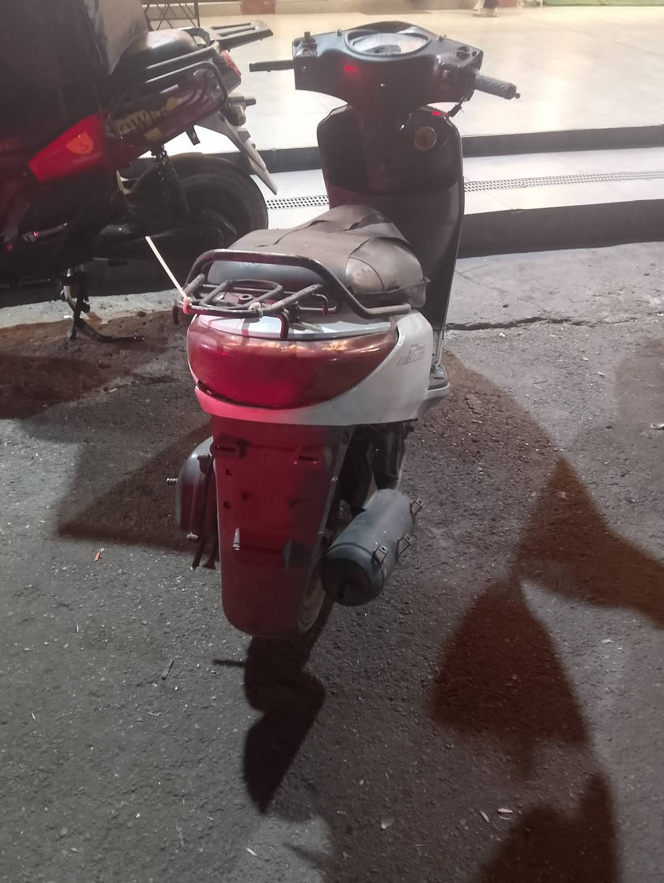 ***********
واتساب او اتصال
