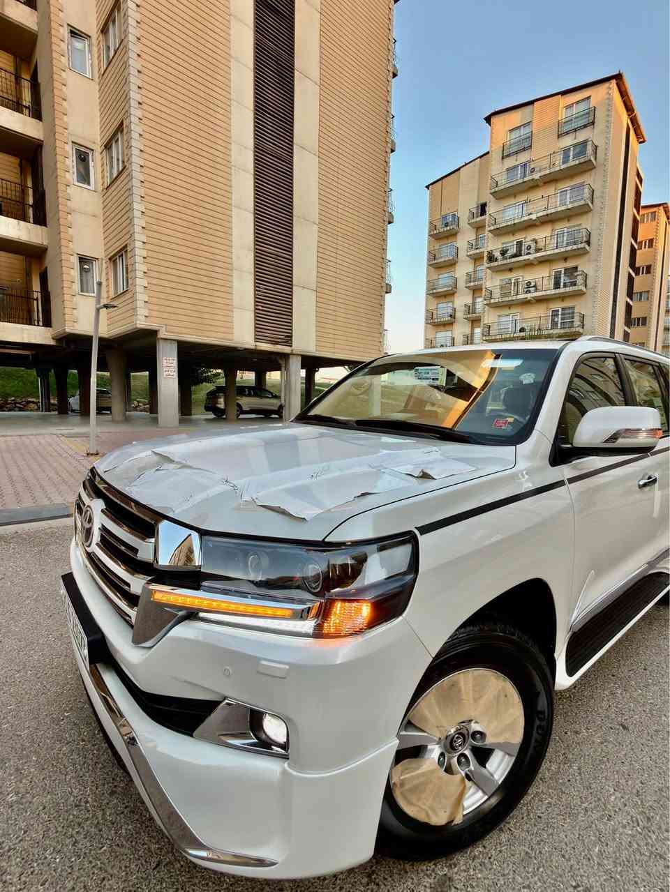 ‏Land cruiser GXR  2018     V8  71,000km‏
Grand turing
لاندكروزر 2018  ساز باب أول وايديشن  بشرط فحس شريكة 
‏‎ملاحظە : الاخوان رجائن بس بیع نقد بدون مراوس📌
أخت زيرو بل كارتون 📦📦
‏‎لاندکروزر 2018  SAS 
‏‎💎محرک 8 سلندر 
‏‎⌛️ماشي 71,000 ألف
‏‎💎 بسمطين  +سماعة بيلادي +فرشات بيلادي مجوود 

‏‎💎 مكفولة كفالة عامة من الدعامية إلى الدعامية
‏‎ 💎 بدون صبخ .بدون بارد  ،بدون رصعات ،بدون حتى شخط
‏‎دعاميات هم بدون صبغ ،رمل مابي ،لحية بدون صبخ ..بقية كلها بشرط

‏‎🧬فول فول مواصفات
‏‎شاشة كبير لمس 5 كاميرا حاسة رادارات
‏‎كاميرات 3 شاشات سيلاد فتحة سقف 
‏‎كشن جلد كشن كاراباي شحن موبایل  8 اريباك تبريد مركزية
‏‎بصمة تشغيل عن بعد باب جاك سلاجة ليد زينون 
‏‎تحكمات ستيرن دبل فوليوم فورويل هوك
‏‎سيارة بها 2 بصمة من شركة جديد جدأ 
‏‎سيـارة عل نظافتها احسبها صفر زيرو

💎 تخم تاير دنلوب الاصلي

‏‎ 💎محرك كير بشرط مامفتوح
‏‎سيارة حيل نظيفة كلشي عل بلاد لوك
‏‎سنوية زنكة كلشي جديد مدفوع لـ2031
‏‎باسمي السنوية بشرط تحويل و خرامة 
‏‎سيارة مابيـها دينار مصرف كامل من كل نواحي

‎‏‎♻️نفسي يوم /تحويل و وكالة حاظر
‏‎📍مكانك /داخل سليماني

‏‎💵 سعر 480$ 
‏‎☎️موبايل/ *********** السليمانية, العراق
