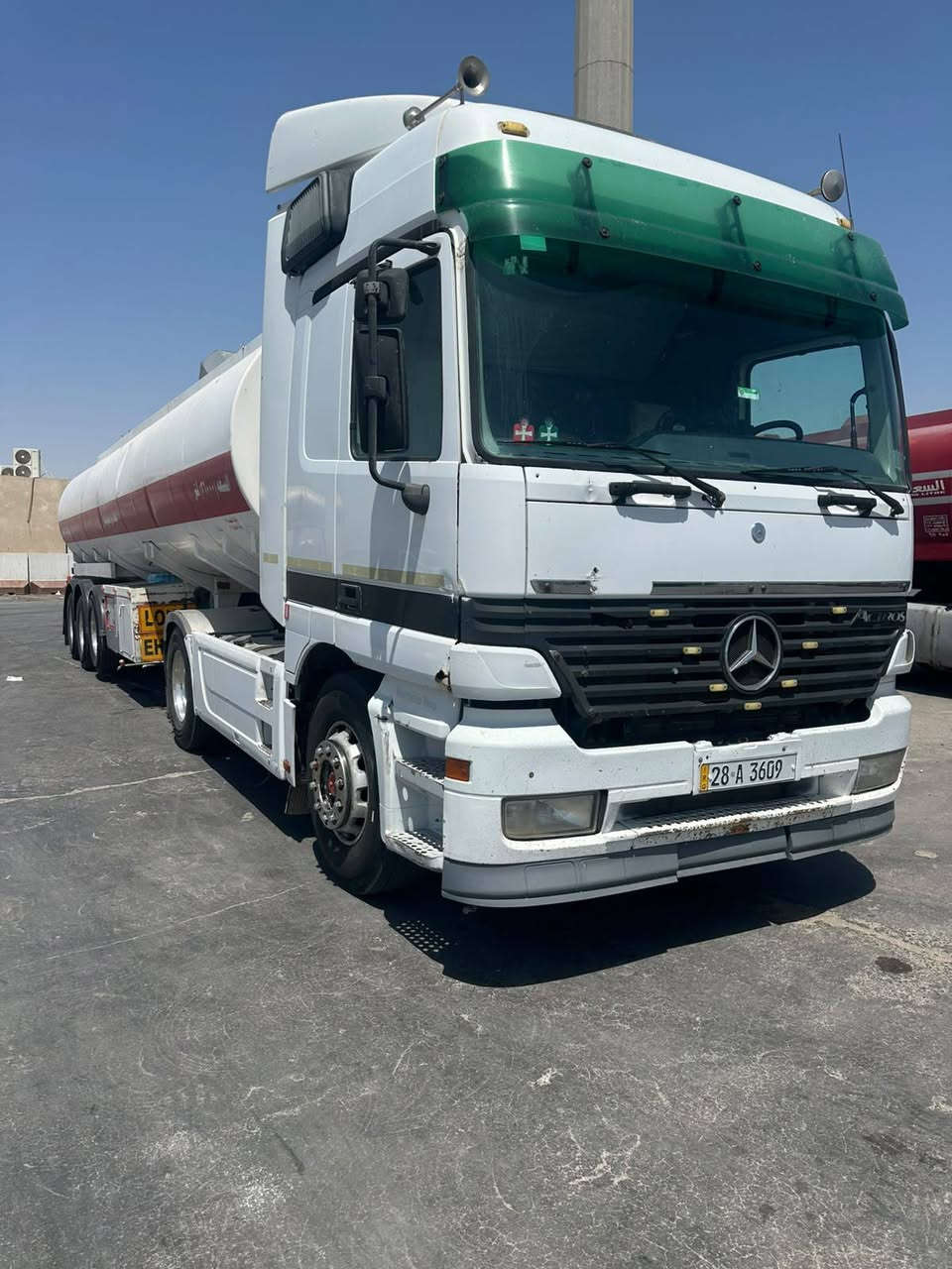 للبيع موديل ٢٠٠٢ مكينه وكير جدد تخم تاير جديد وتخم ويل كروم هواء كهربائيات بريك كله جديد تانكي حازم ٢٠١٥ تكيال جي بي اس تصريح امني جاهزه من جوه شغل تبريد شغال قماره مكفوله سنويه جديده بأسمي السعر ٣٣٠ ومجال قليل ***********
