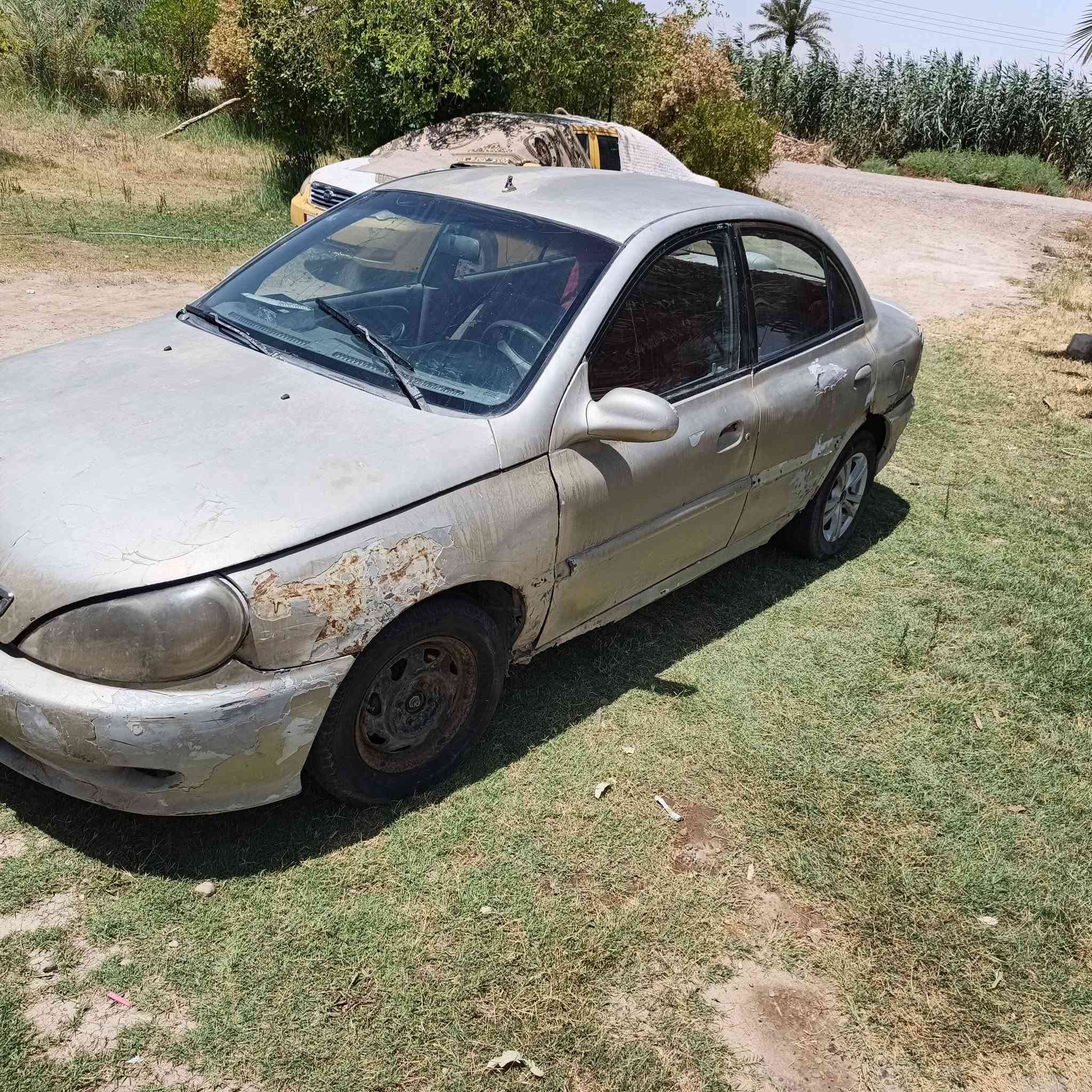 للبيع ريو موديل 2000 شغاله  سنويه ما ساقطه بيها نواقص  السعر 22ورقه  وبيها مجال 
هاتف ***********
