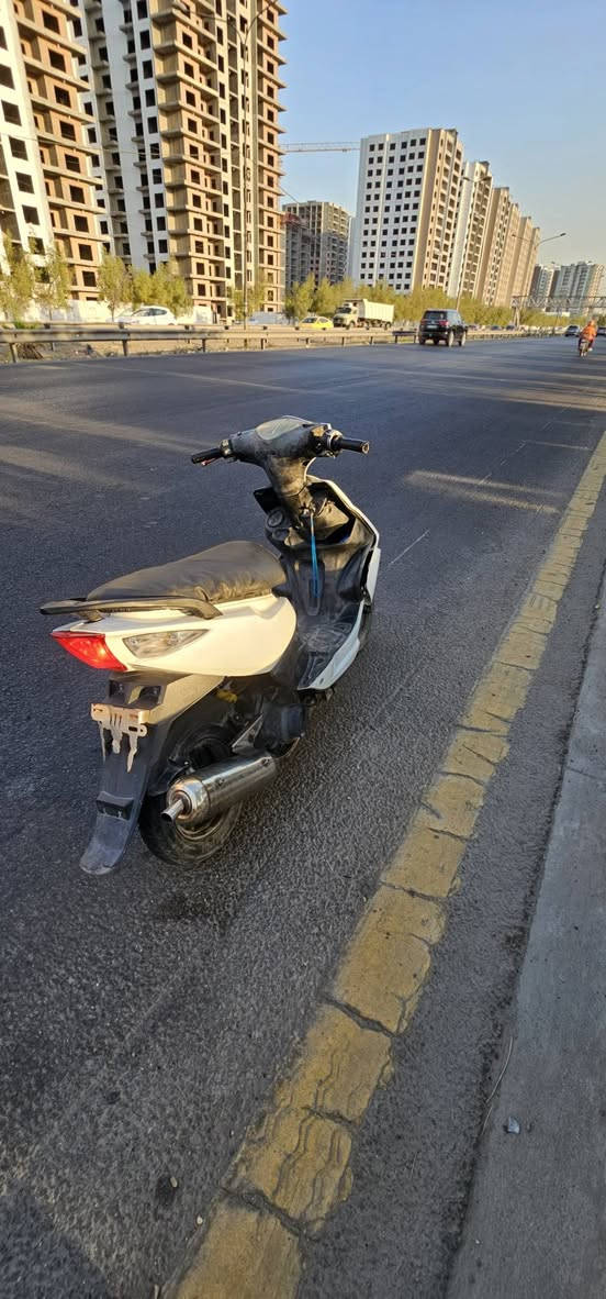 دراجة ماكس مضلع لون ابيض شوفت عينك صالنصة رياضي مال حاوية اصلية متوازي علة بيعتهة 450 و بيهة مجال هواي مكاني الشعلة التواصل ***********
