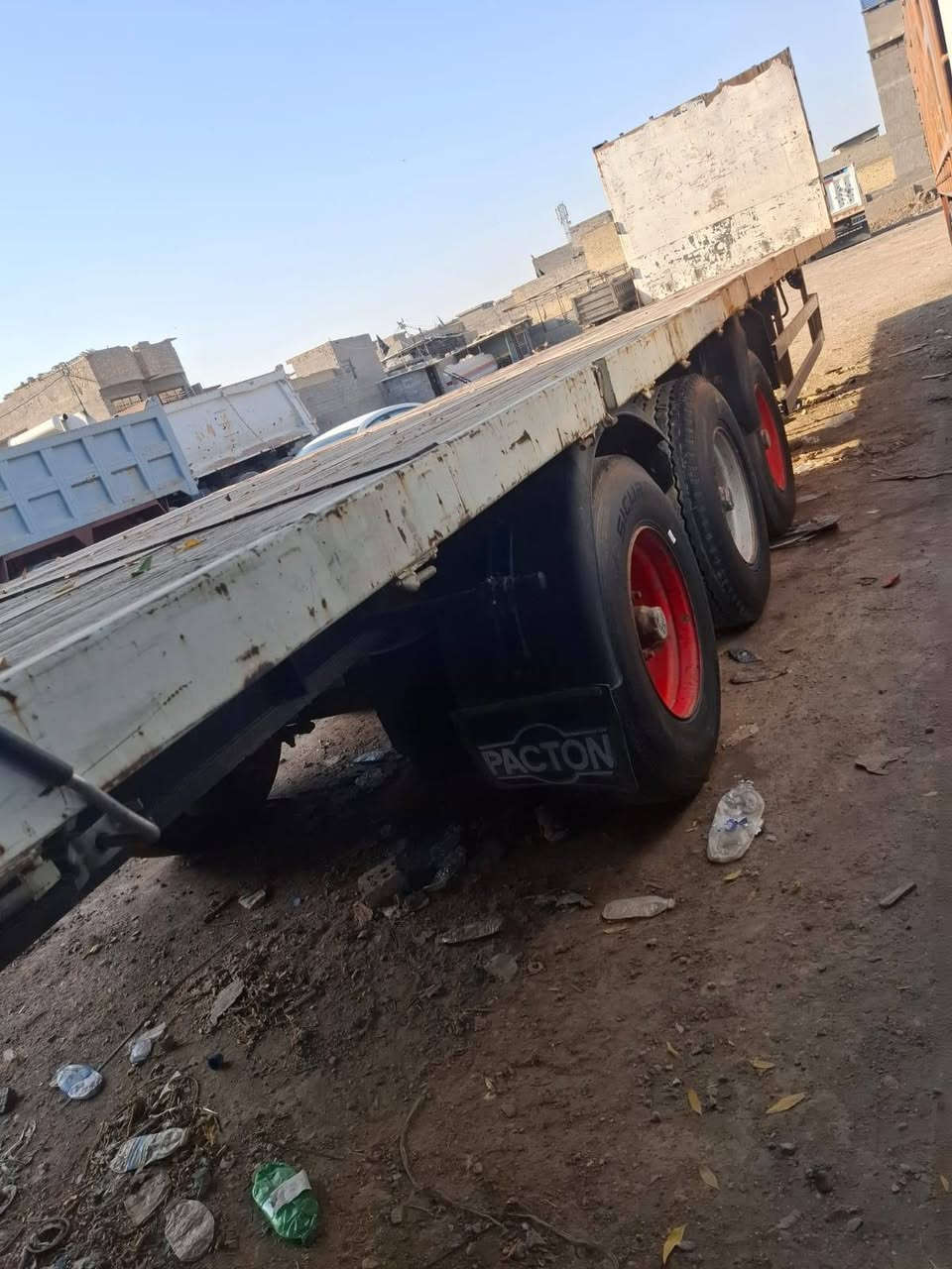 سلام عليكم عربانة اوربي للبيع جديدة جدن تخم تاير بعدة ما ماشي العربانة فول قليلة اخواتهة موجودة في معرض الصادق
جرف النداف *********** السعر ٦٠$
