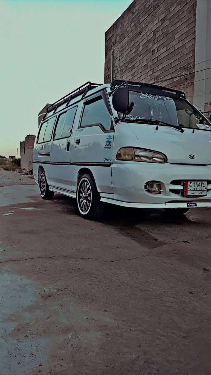سلام عليكم هونده للبيع سياره جاهزه هيئه ما مسجله مرور صفر سنويه 2028 حصه كاز بيه *********** وشراي يتصل وسعر 65 وبيه مجال
