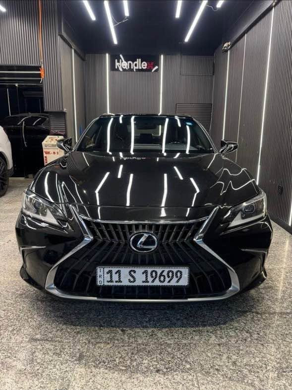 لكزس ES350 • بلاتينيوم • ١٠٠٠٠٠ كم
