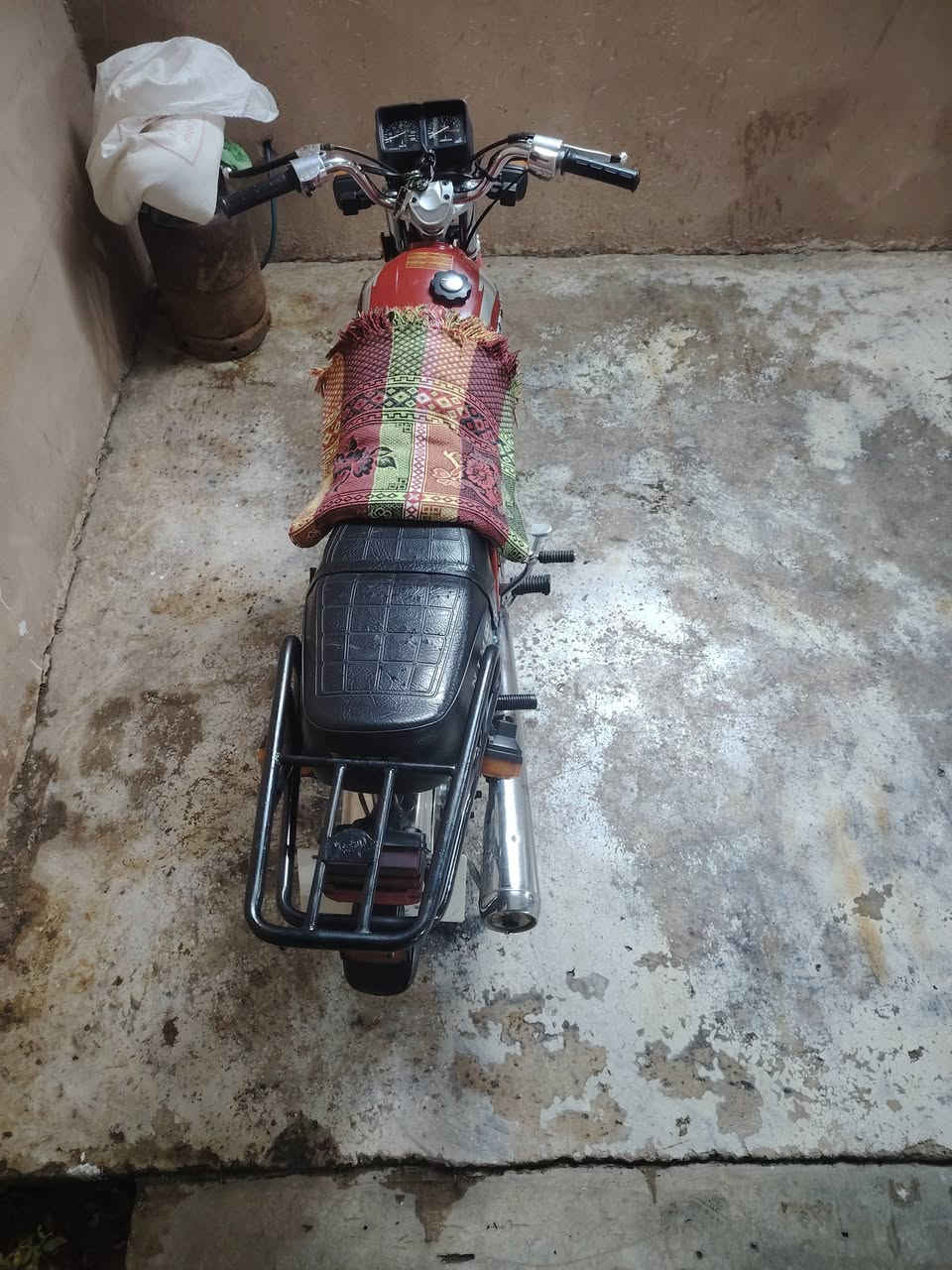 للبيع دراجه نامه 2025 نظيفه كلش ماكينه ما مفتوح اوراقه موجود ***********
0p

