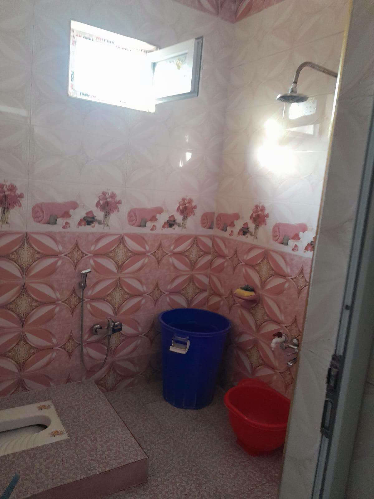 #بيع_دار_سكنية_٢٠٠م
#أعلان_رقم_1554 #حي_السجاد_القطاع
-----------------------------------
🔴للبيع ... دار سكنية طابو ملك صرف 
🔴المساحة.. ( ٢٠٠م) طابقين بناء حديث
🔴الواجهة..  ( ١٠م )... 🔴 النزال...( ٢٠م )
🔴الموقع.. #اليوسفية_ناحية_القصر_الأوسط 
🔴 حي السجاد_القطاع
 (( كراج±استقبال+مطبخ+صالة+ ٥ غرف نوم+ حمامات))
 الدار يصلح استثمار وحدتين سكنية مستقلة 
 ----------------------------------------------
_  علق ب تم ويوصلك السعر والتفاصيل 🌹
_ نستقبل كافة العروض السكنية والزراعية 

#الموقع #للبيع #عقارات_للبيع #عقار #استثمار

نص مكتوب في الصور:
- عقارات اليوسفية