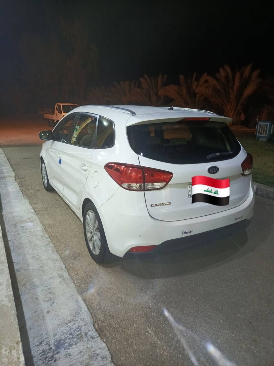 سلام عليكم كيا كارنز موديل 14 سياره نضيفه مكفولة كفاله عامه محرك 2000 وتبريد ثلج الرقم ***********
