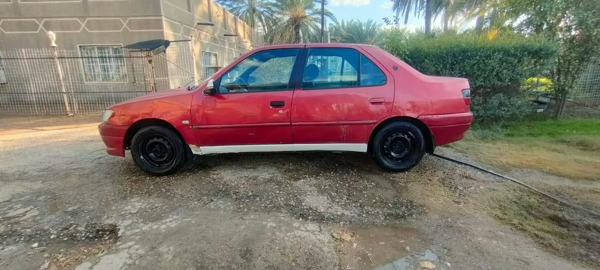 بيجو فرنسي موديل ٢٠٠٠  ( سياره مزاد )
٣٠٦ 
سياره جاهزه 
كير 
محرك 
حداديه ٨٠ 
معامله رقم كامله 
مكاني بابل السده

‭***********‬
