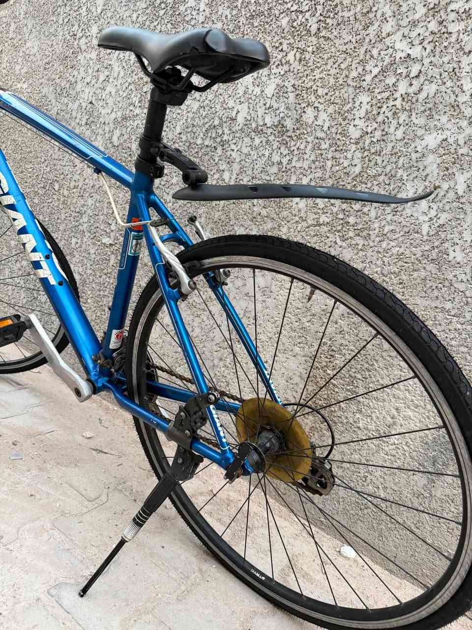 دراجة هوائية ماركة جاينت حجم 28 - c700 بالة حاوية
المنيوم مجمع شيمانو نظافة 90 ‎%‎ ختم واحد

مكينة 8x3 كامل بدون اي نقص  تايرات جدد

السعر 225 الف مجال قليل

عنوان حي العدل

للاستفسار ***********

توصيل متوفر
