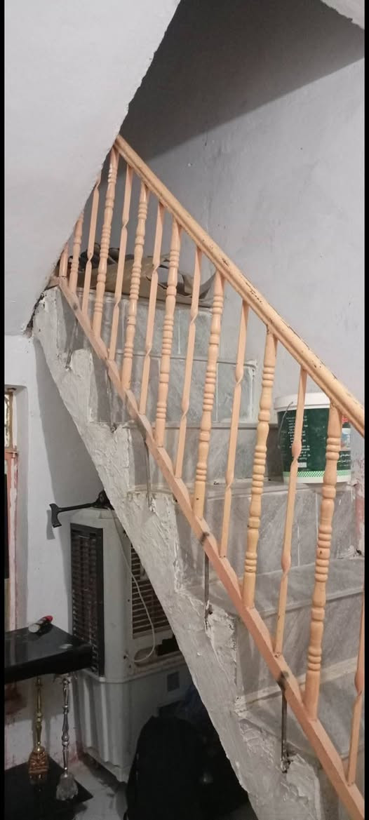 مشتمل للبيع !!
في منطقة حي الجهاد قرب شارع مركز الشباب والبيت مكون من طابقين و بيتونة والطابق الاول مكون من حمام و صحيات و استقبال و غرفة نوم و صالة و مطبخ حار وبارد و الطابق الثاني مكون من غرفتين نوم وصالة و بيتونة للتواصل على هذا الرقم ***********
