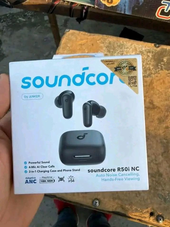 عرض خاص سماعة Anker r50i nc ام عزل ضوضاء و 4 مايكات اتصال توفرت بسعر 25  جديد ب باكيت باقيه قطعتين فقط كمية محدودة الي يريد يراسلني ع واتساب متواجد ***********
