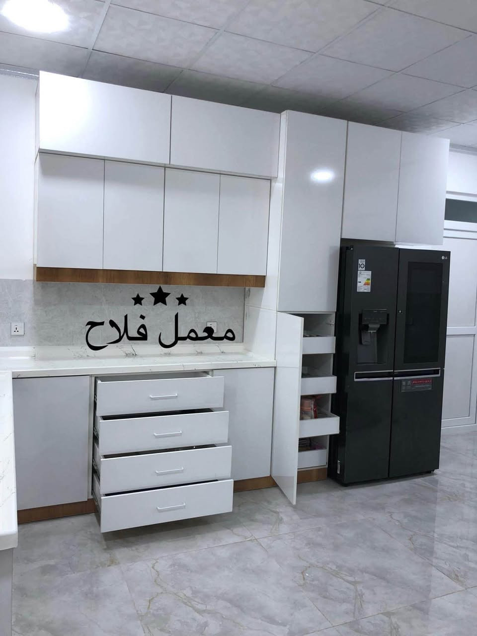 مزاد انس الوندي 

كاونتر خشب مستخدم شغل تفصال فر قياس صفحه كاونتر 4 وصفحه سنك 3 كامل مرمر اصلي كاونتر كل عيب مابيها للاستفسار مراسله الصفحه او اتصال بالرقم 

***********

واتساب ***********

عنوان بختياري اول شارع السيطره قبل خليل ابو باله خناقين, ديالى
