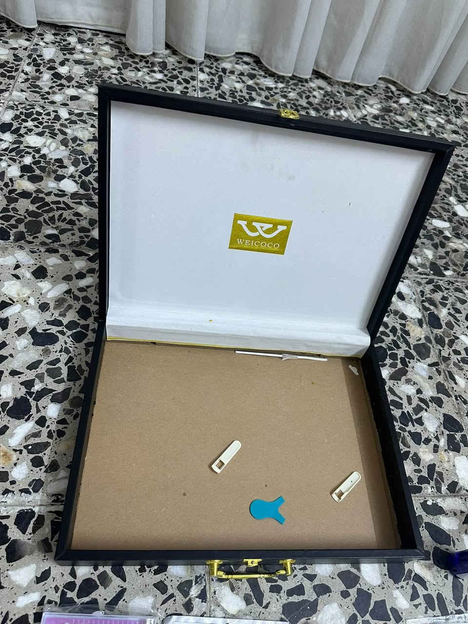 تصفية صالون • رموش • شنطة اصلية