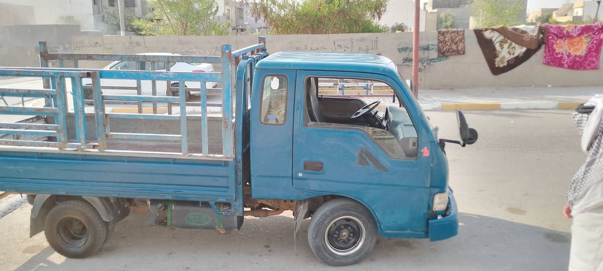 السلام عليكم
كيا فونتيرا موديل 1999
رقم كركوك مشروع وطني سنويه عضم عاج لل27
كفاله عامه
كير محرك حداديه شرط
سعرها 60 وبيها مجال
***********
