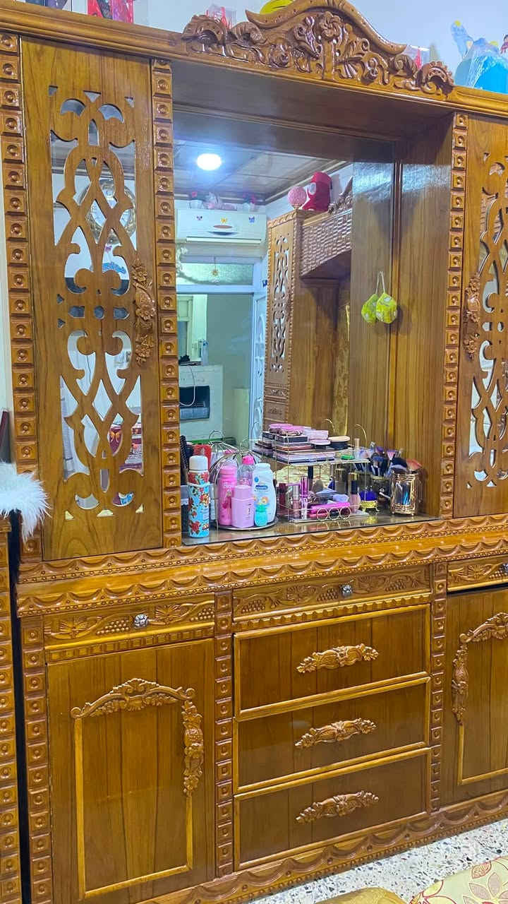 غرفة صاج • مستعمله • بيها مجال