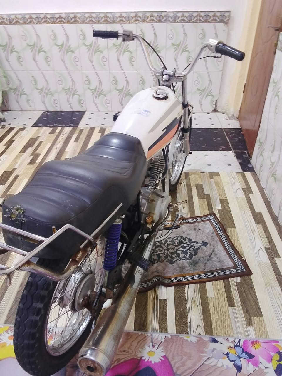 السلام عليكم دراجه ادوات مكفوله سعر 350 عنوان البصره قبله ***********
