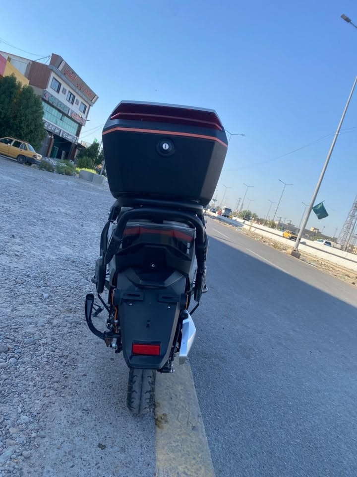 دراجة شحن • بطارية عاطلة • الشعب