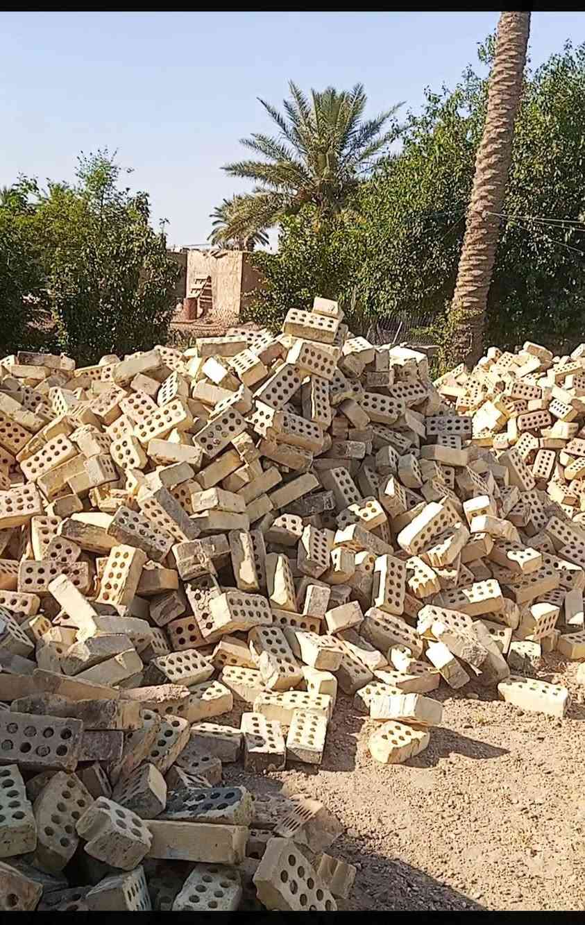 يوجد طابوق جمهوري للبيع ***********

نص مكتوب في الصور:
- سوق الخالدية المفتوح $$ الاصلي$$ نشر