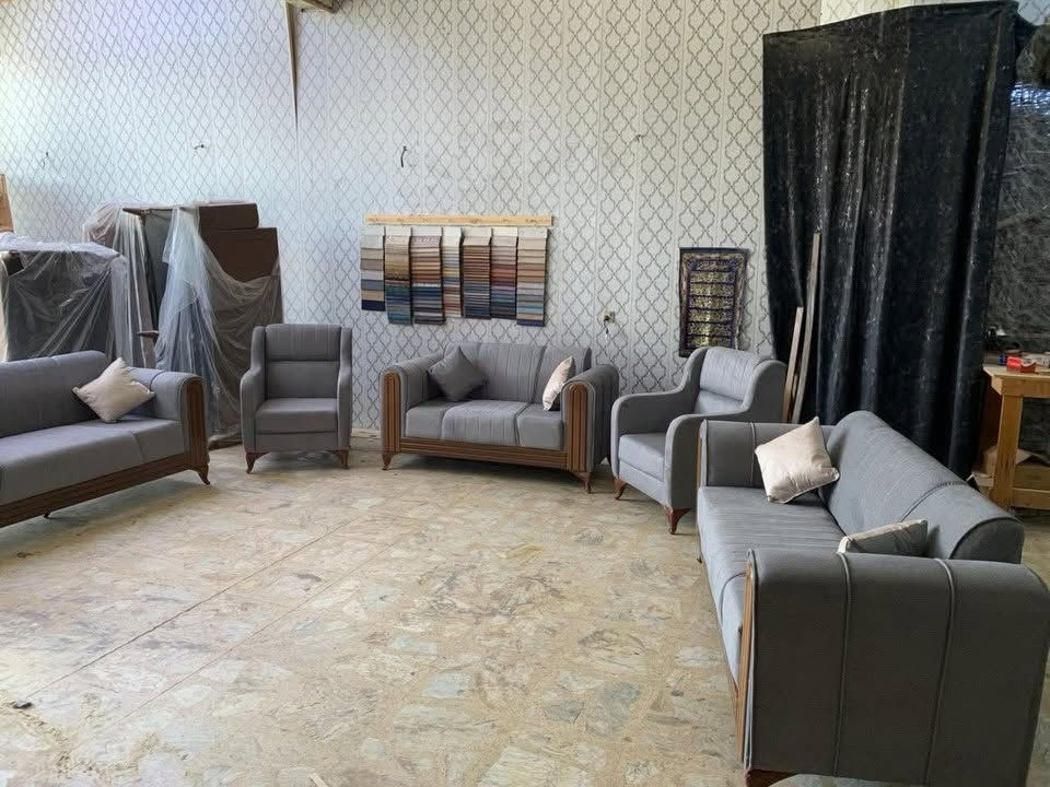 تخم 10مقاعد  500الف ضمان 3سنوات للحجز واتساب ***********اي اختلاف عن صورةً ومواد ترجيع تخم مجاني😌
