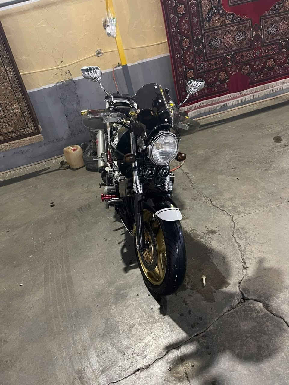 سي بي ٤٠٠ • مكفوله • ما ملعوب