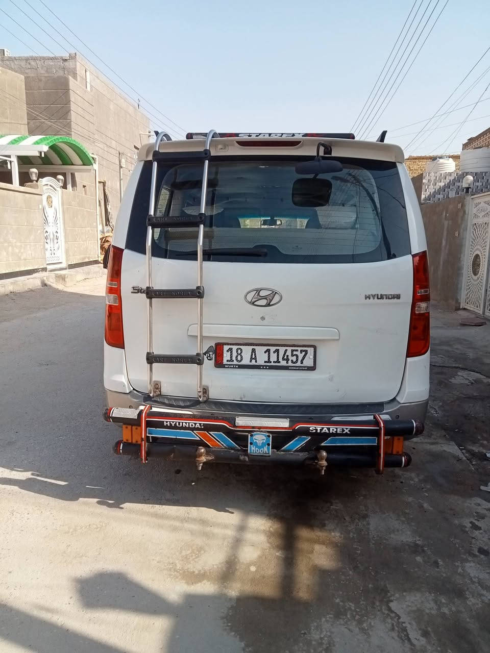 السلام عليكم
سياره للبيع 2009 بأسمي سنوية للـ 1931سياره جاهزة مبيها كل نقص چوملغ أمامي صفحة السايق مبدل فقط السعر 145 للإستفسار 
***********
