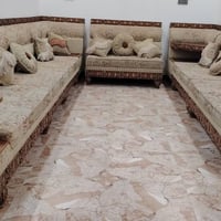 قنفات • ٨قطع • للبيع